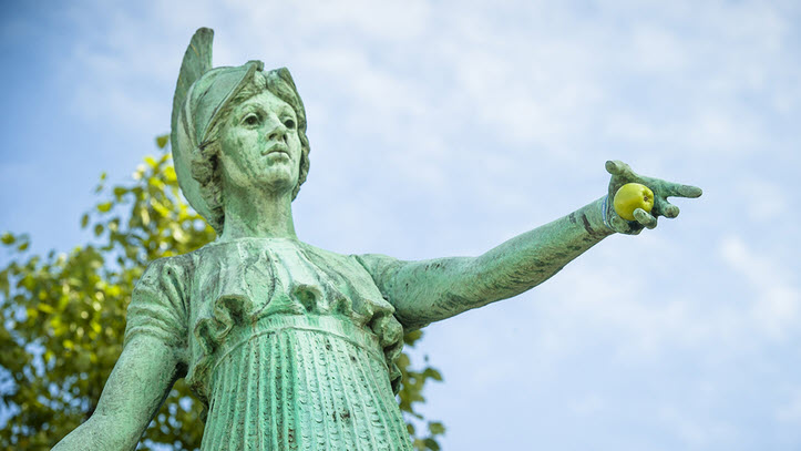 Statue of Minerva